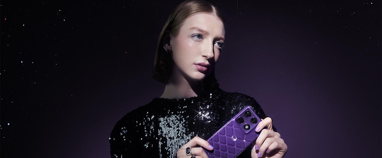 MOTOROLA Signature Swarovski Edition Smartphone