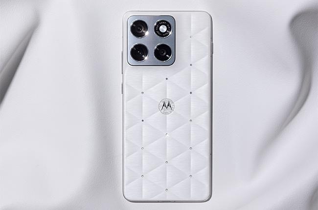 MOTOROLA Edge 70 Swarovski Edition Smartphone