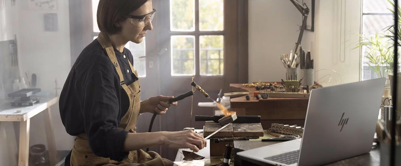 HP 16-ay0002nv OmniBook 7 Intel Arc 130T GPU