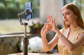DJI Osmo Mobile 8P Standard Combo