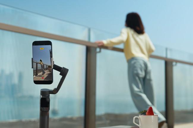 DJI Osmo Mobile 8P Creator Combo