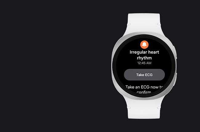 SAMSUNG Galaxy Watch8 smartwatch
