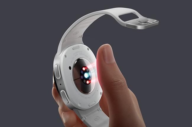 SAMSUNG Galaxy Watch8 smartwatch