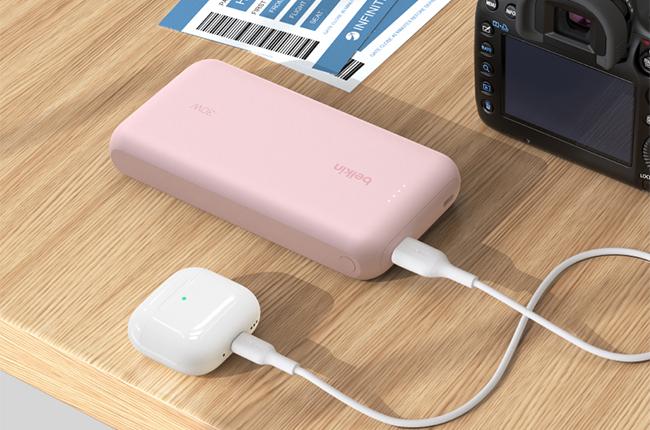 Powerbank BELKIN BoostCharge 30W 20000mAh (Integrated Cable) Pink