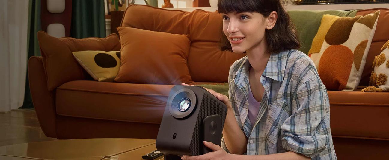 TCL Projector C1