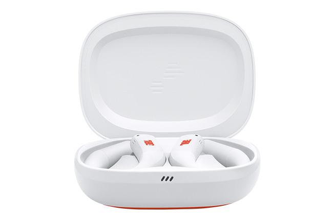 JBL Pure Bass με Spatial Sound